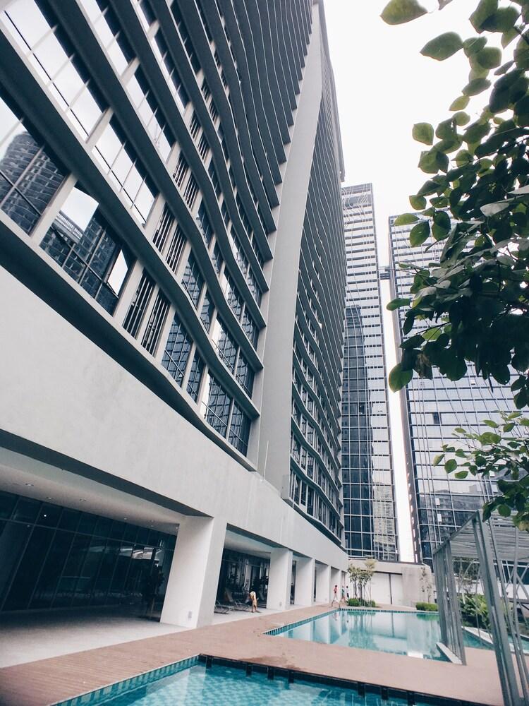The Nest KL Gateway Exterior