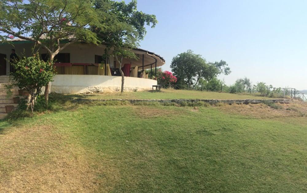 Kutch Safari Resort Exterior