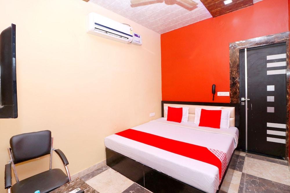 OYO 43028 Hotel Tranquil