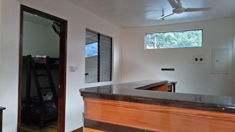 جاي في هافن بنسيون تفاصيل الفندق من الخارج