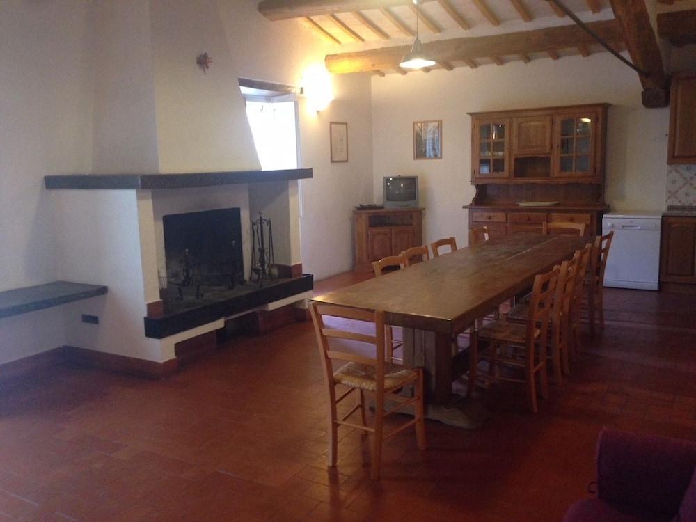 أجريتوريزمو إل مولينو ديل فيسكوفو غرفة