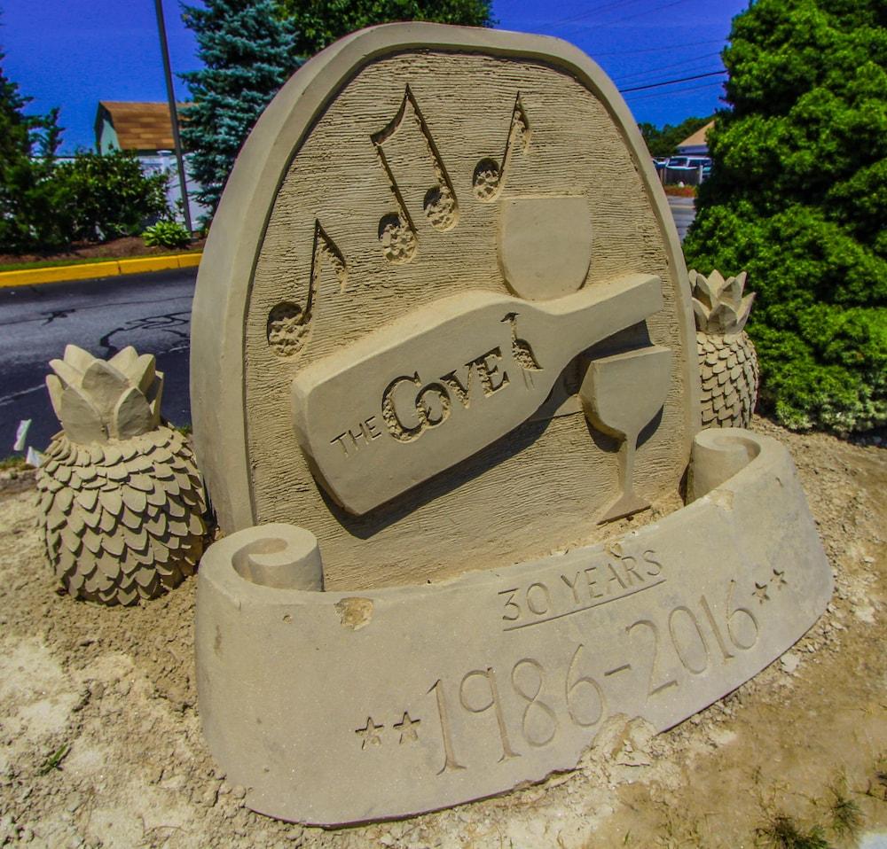 ذا كوف آت يارموث باي في آر آي أميريكاز تفاصيل الفندق من الخارج