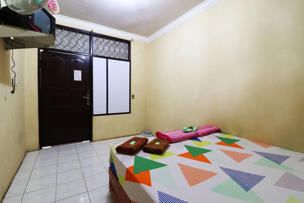 Wisma Intan Room