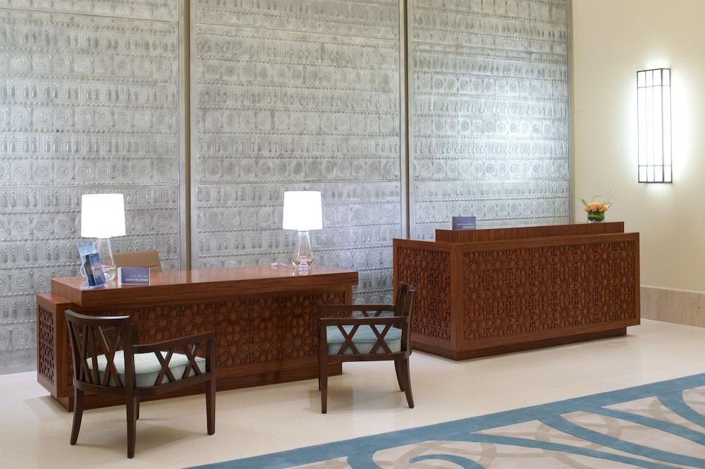 كراون بلازا الدقم فندق تابع لمجموعة فنادق آي إيتش جي المنطقة الخارجية