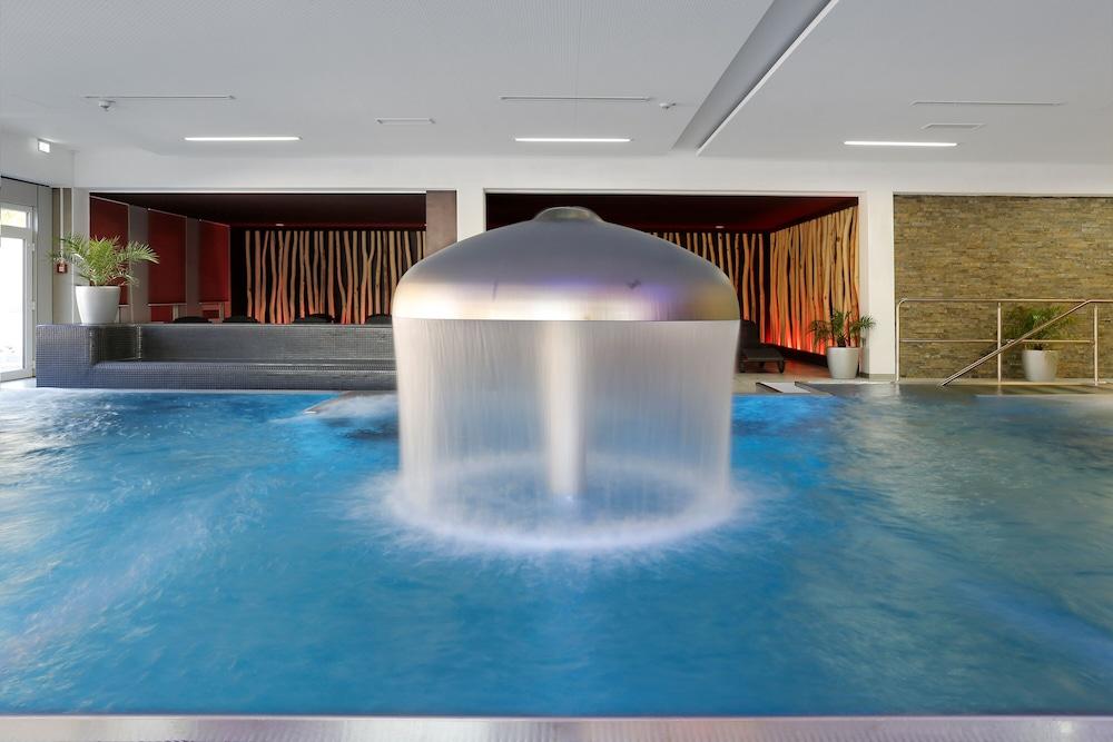 باركهوتل سي يو بي فيتاليس - للبالغين فقط حمام سباحة مغطى