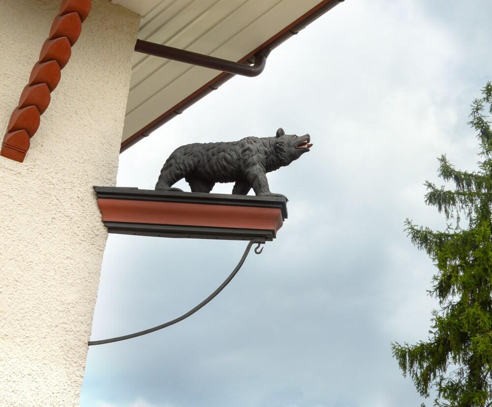 جاستهوف بارين أوبربيب تفاصيل الفندق من الخارج