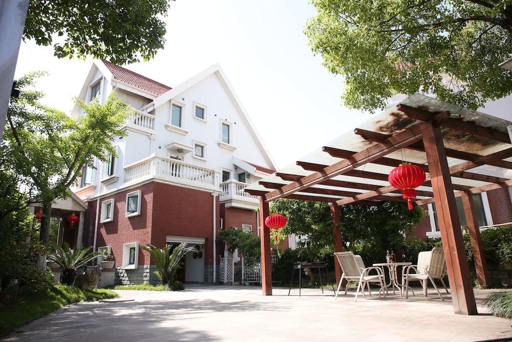 تاورينباي هوم بارتي فيلا جيندي