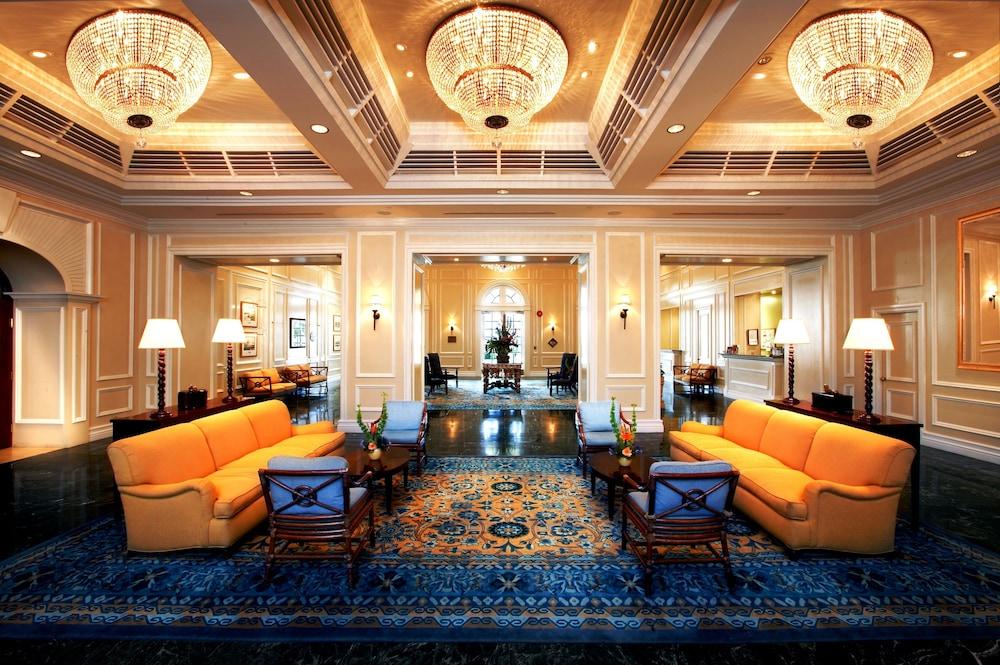 Elbow Beach Lobby Sitting Area
