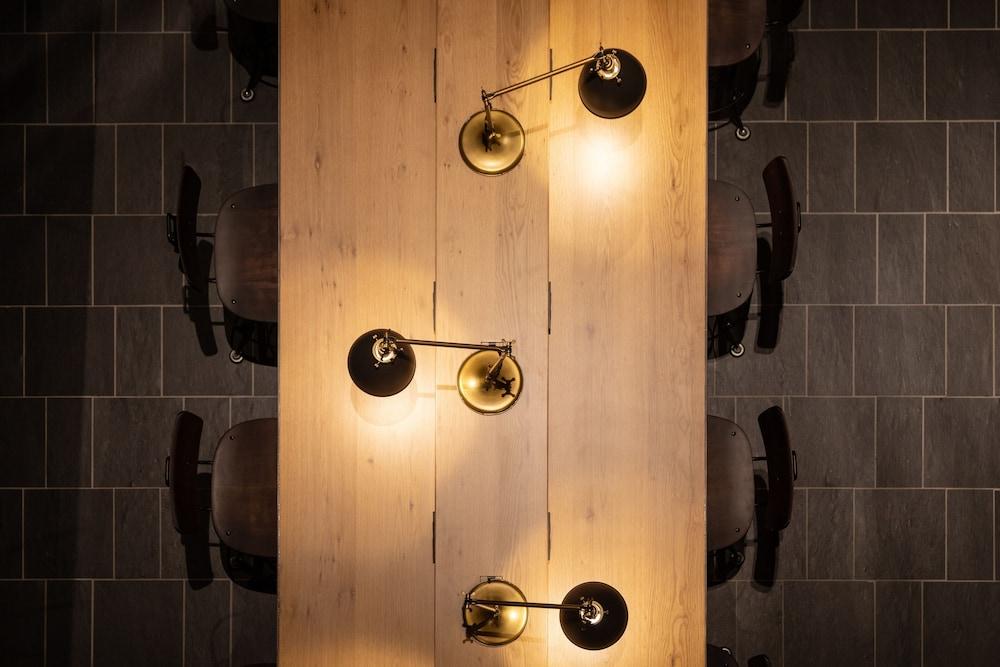 فور بوينتس باي شيراتون ناجويا، شوبو إنترناشونال أيربورت الردهة