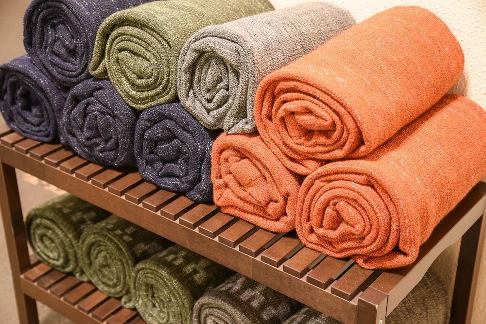 توب ريزورت هاكون أونسين جوكو نو يادو منطقة الانتظار في الردهة