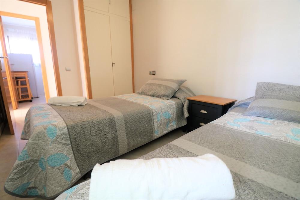 إنموبوكينج إليسابيت أون بريميرا لينيا دي مار غرفة