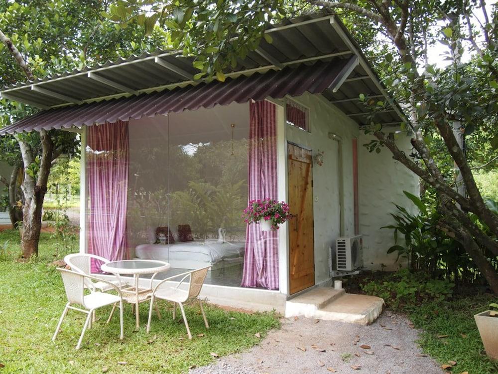 Porploen Hip Resort