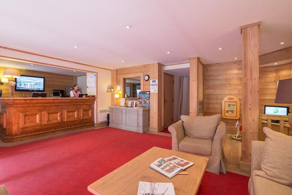 رزيدونس بيير آن فاكونس بريميم لي شالي... منطقة الاستقبال