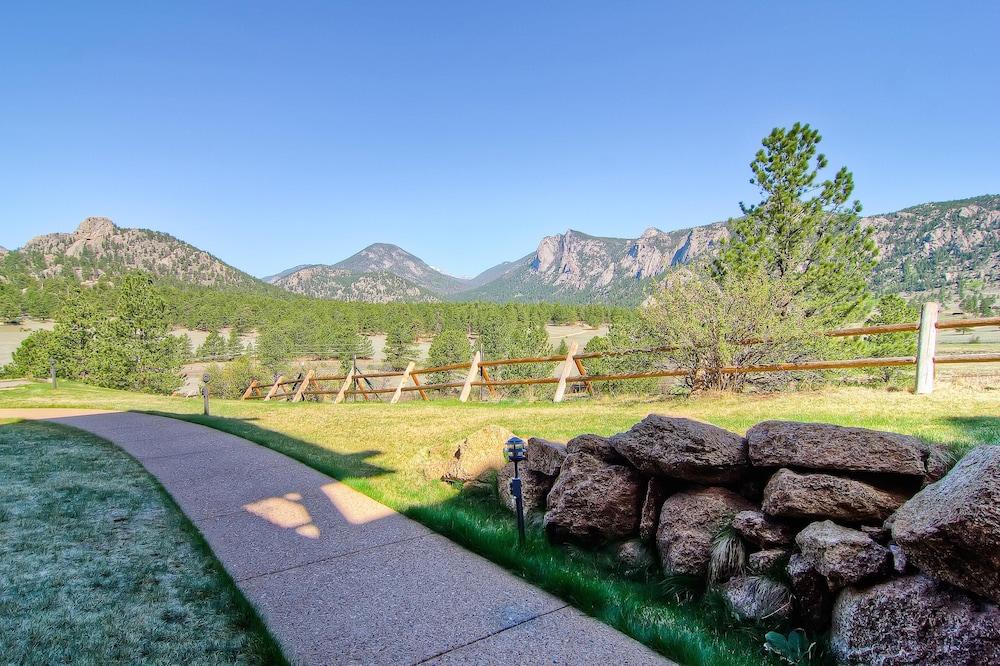 بلاك كانيون إن يونيت إف 2 المنطقة المحيطة بالمنشأة