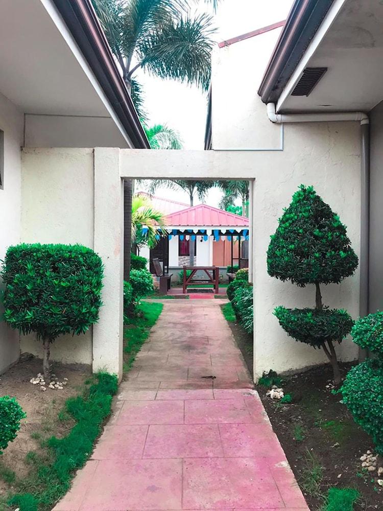 لا سوينا بريسا بيتش ريزورت آند إيفينتس بليس المنطقة المحيطة بالمنشأة