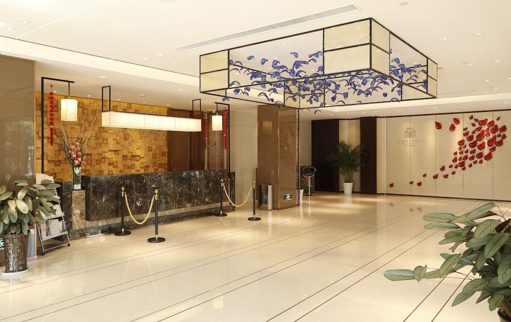Metropolo Nanjiang Baijia Lake Lobby