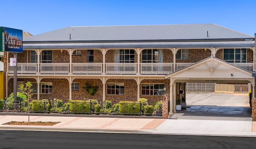 ريتشموند موتور إن