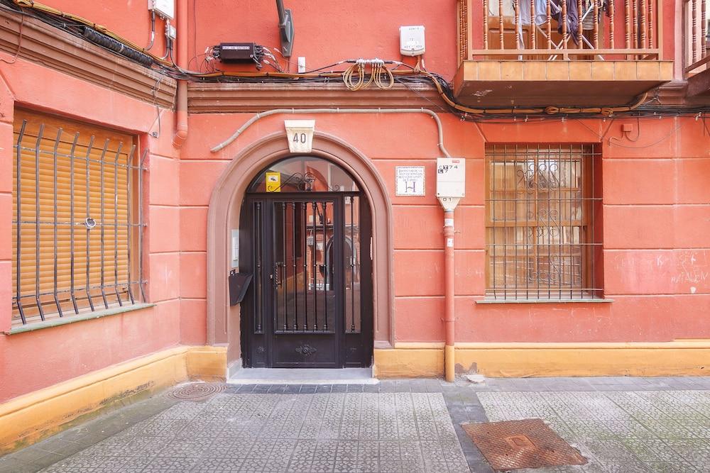 أبارتامنتو ريفورمادو كون إنكانتو باي أوربان هوستس الصورة الأساسية