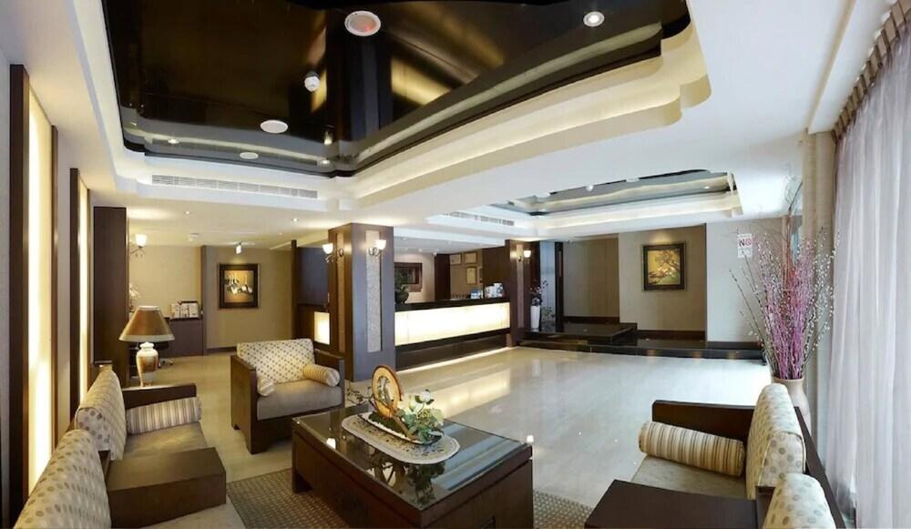 لنك وورلد هوتل تايبيه منطقة الجلوس في الردهة