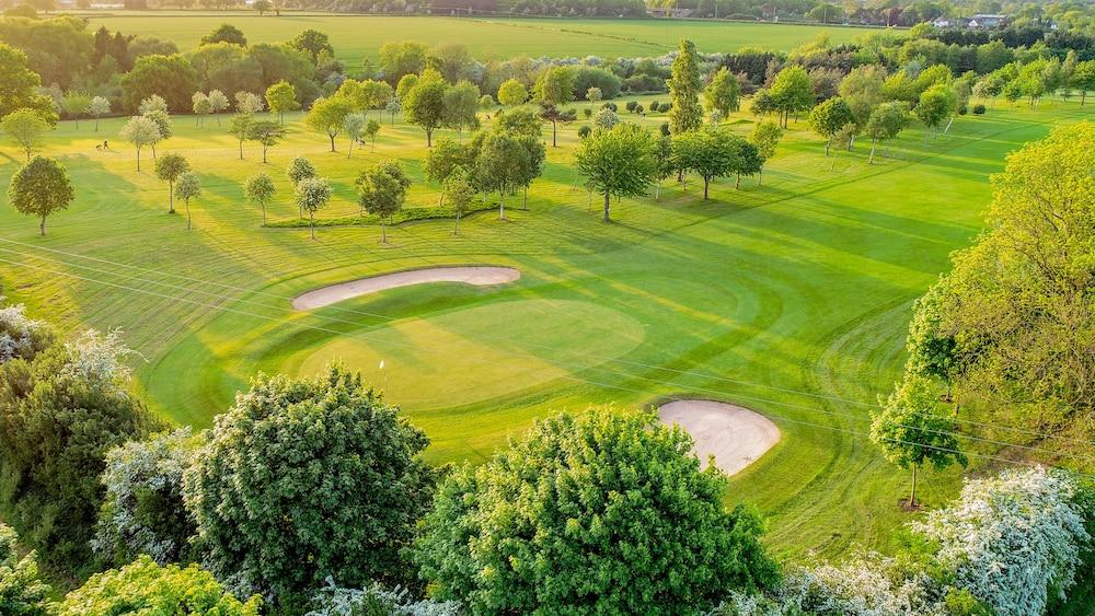 درايكوت هوتل آند وايت فيلدز جولف كلوب المنطقة الخارجية