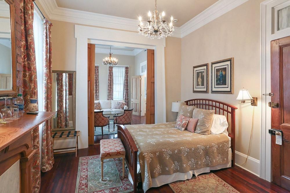 Elysian Fields Inn Featured Image