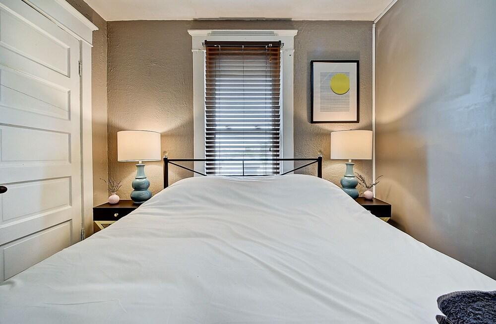 ديزينر هاوس 5 د روت ستيبس تو داون تاون/فاون تان ن اسكو! غرفة