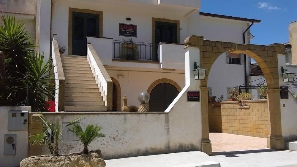 بالاس بد آند بريكفاست