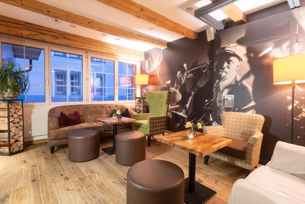 هوتل لينزيرهورن - ألباين ستاي، سبا آند سافور الردهة