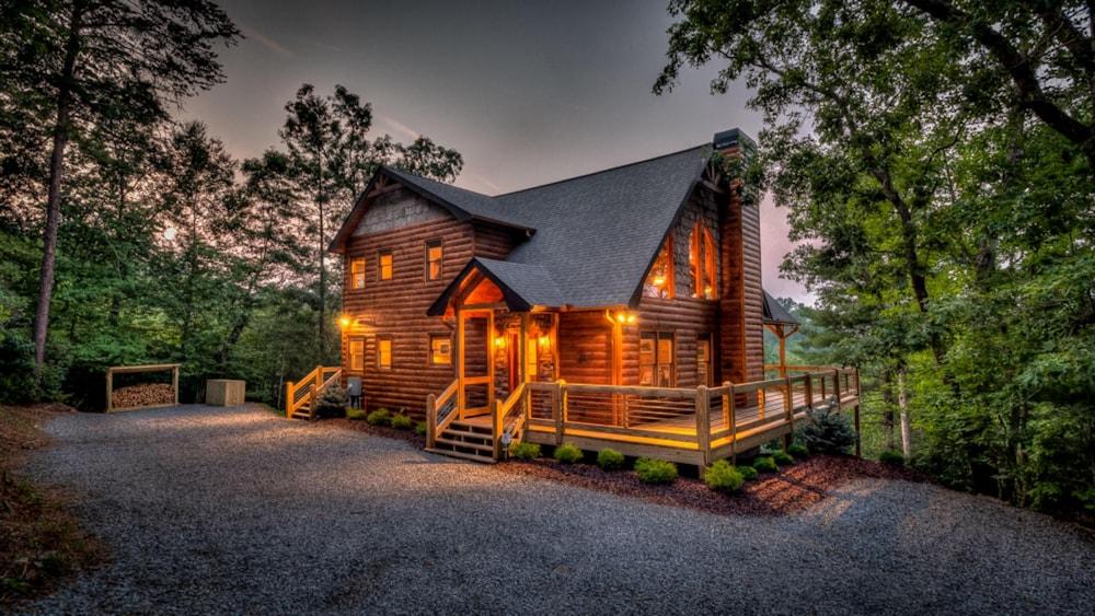 Sasquatch Chalet by Escape to Blue Ridge Exterior
