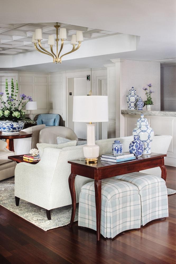 ذي بيلمور إن آند سبا منصة تسجيل إجراءات الوصول/المغادرة