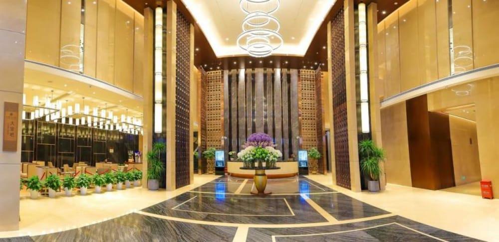 تشانغشا واليانج هواشين هوليداي هوتل منطقة الانتظار في الردهة