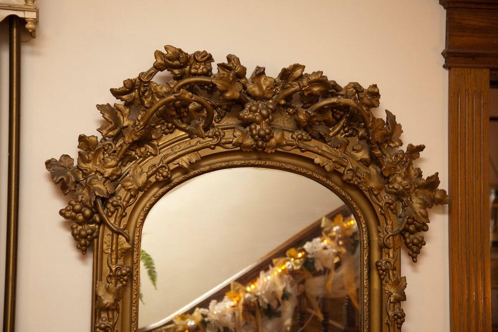 بيل مانشين آن إليجنت بيد آند بريكفاست تفاصيل الفندق من الداخل