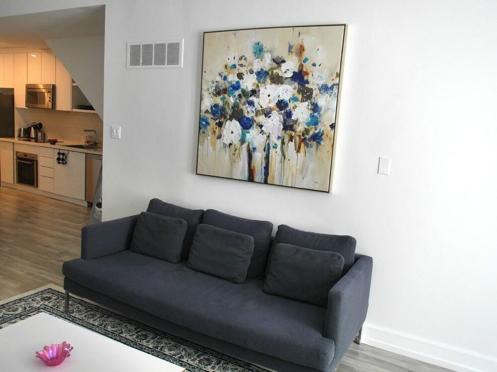 نيولي رينوفايتيد 2 بد روم تاون هوم منطقة المعيشة