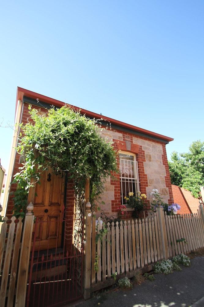 أديليد هيرتيدج كوتدجيز آند أبارتمنتس المنطقة الخارجية