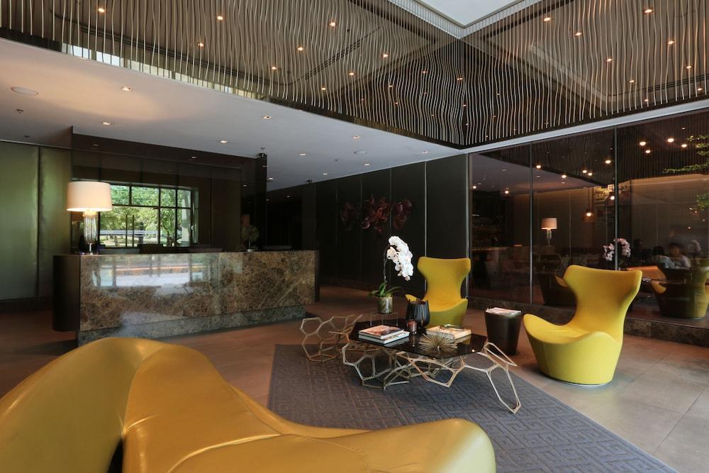 كاي ا سيرفيسد ريزيدنسيز مانيدجد باي هيي الصورة الأساسية