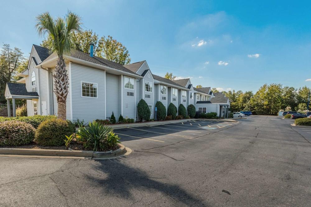 موتل 6 سيمبسونفيل، ساوث كارولاينا - جرينفيل المنطقة الخارجية