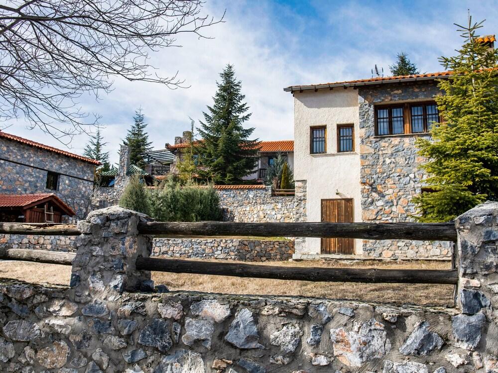 إنتيسينج هوليداي هوم إن بيلا ويذ جاردن المنطقة الخارجية