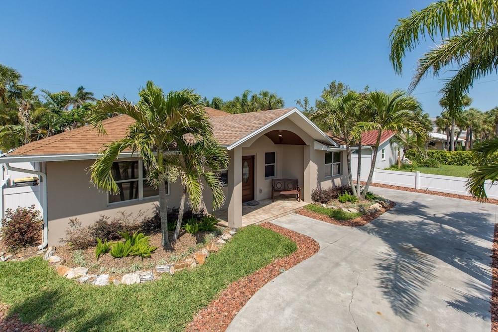 سامر بريتز 7 بد روم هوم باي ريدآونينغ المنطقة الخارجية