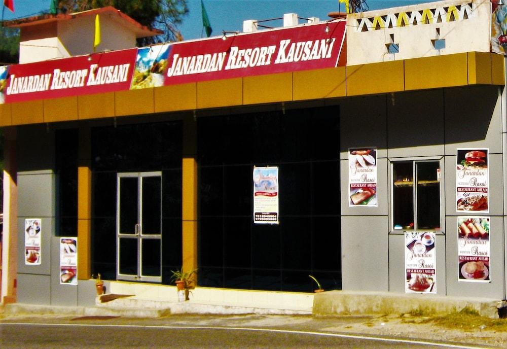 Janardan Resort Kausani Exterior