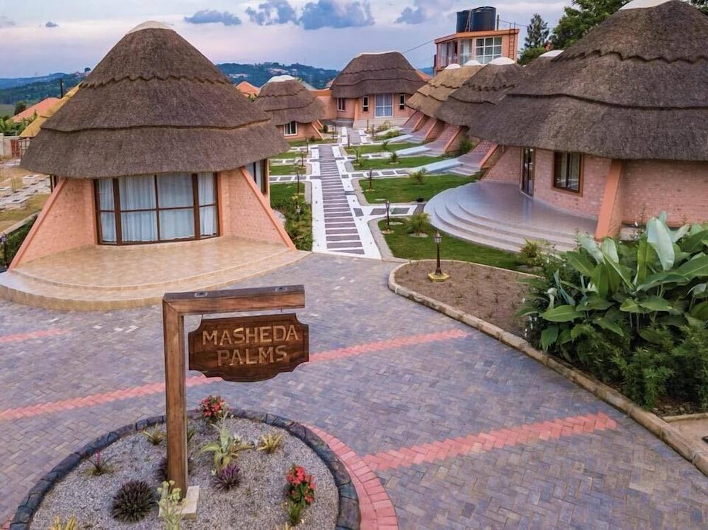 Masheda Palms Exterior
