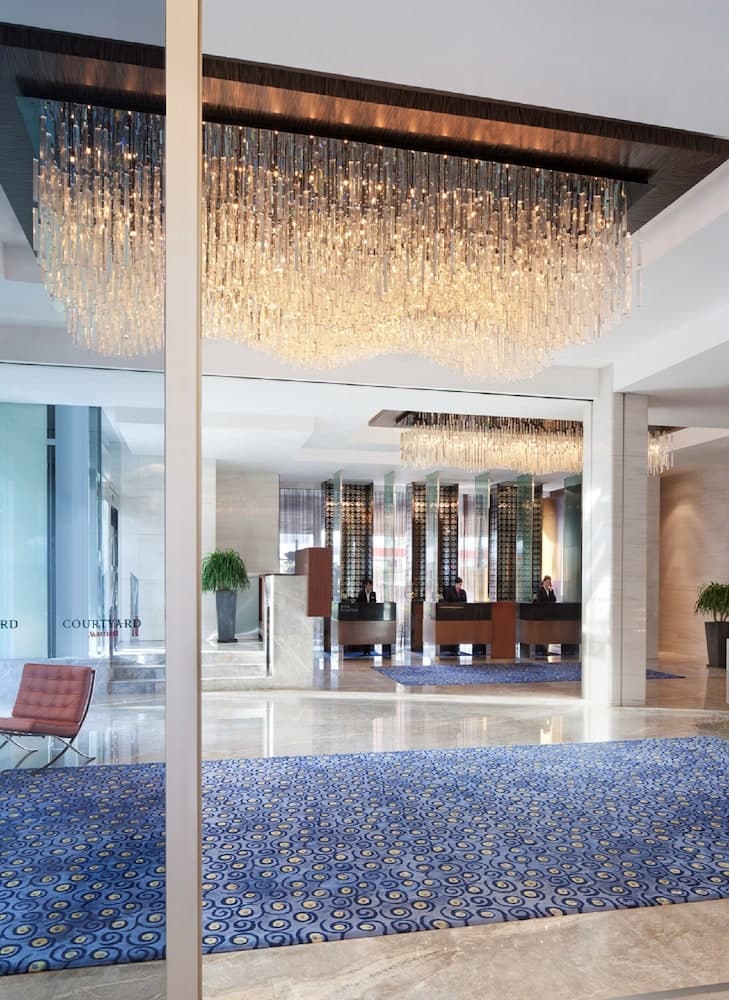 Courtyard by Marriott Hong Kong Interior Entrance