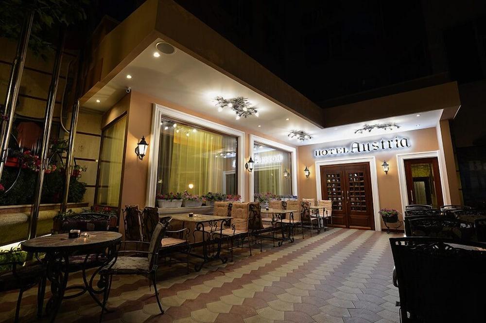 هوتل أوستريا