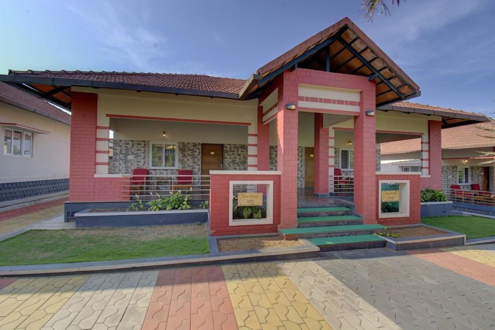 Woodstock Resorts