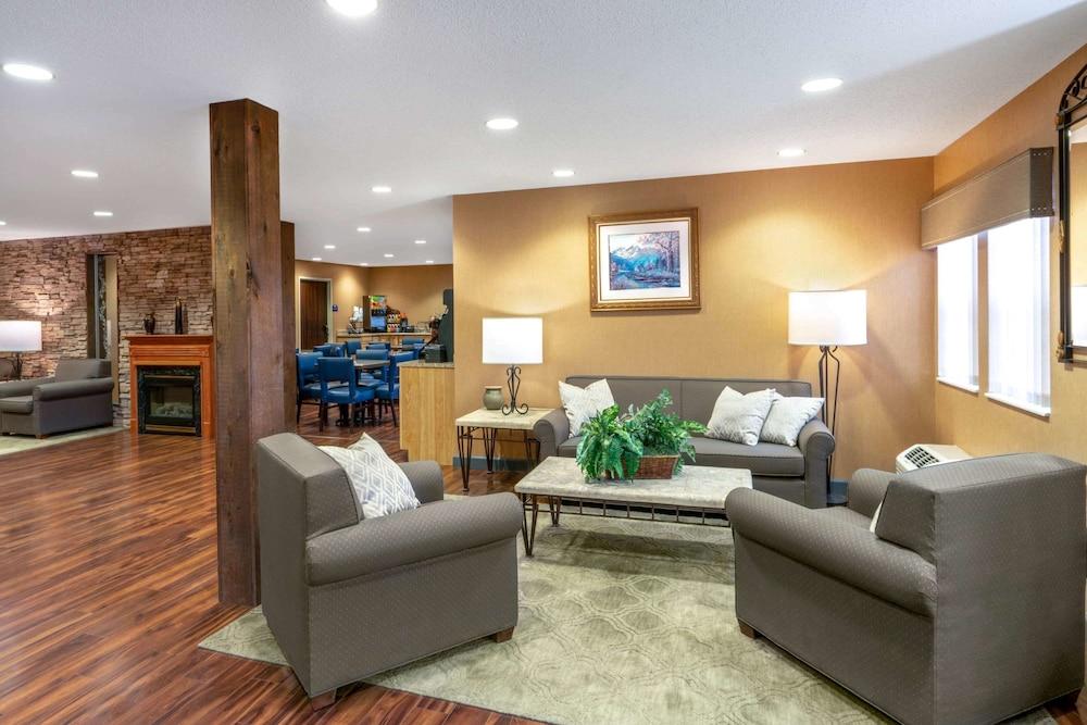 ميكروتل إن آند سويتس باي ويندام راتون