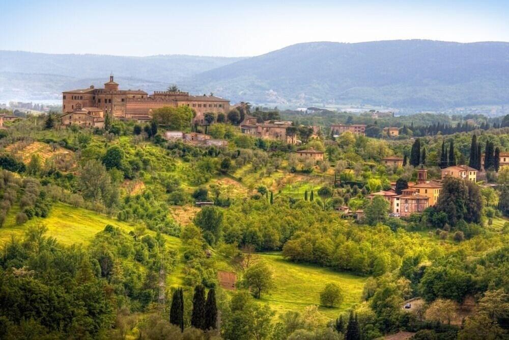 سافاريتينت جلامبينج أوب كامبينج أورلاندو إن تشيانتي منظر من الجو