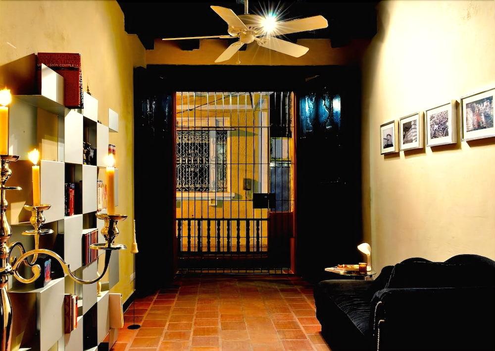 لا كاسا ديل فارول هوتل بوتيك باي زارم هوتلز الردهة