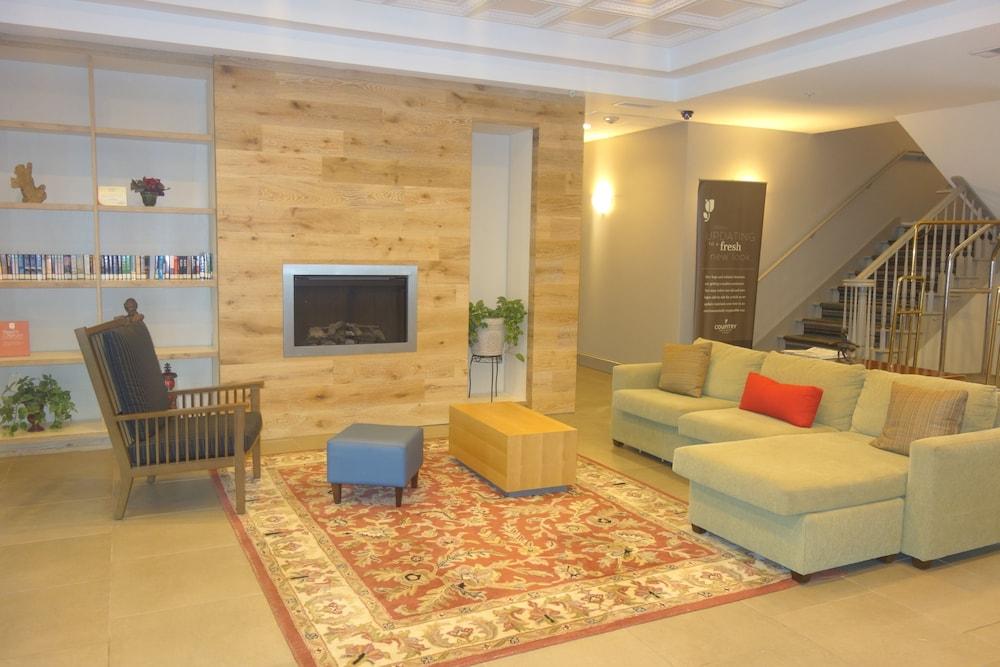 كانتري إن آند سويتس باي راديسون، كونيرز، جورجيا داخلي