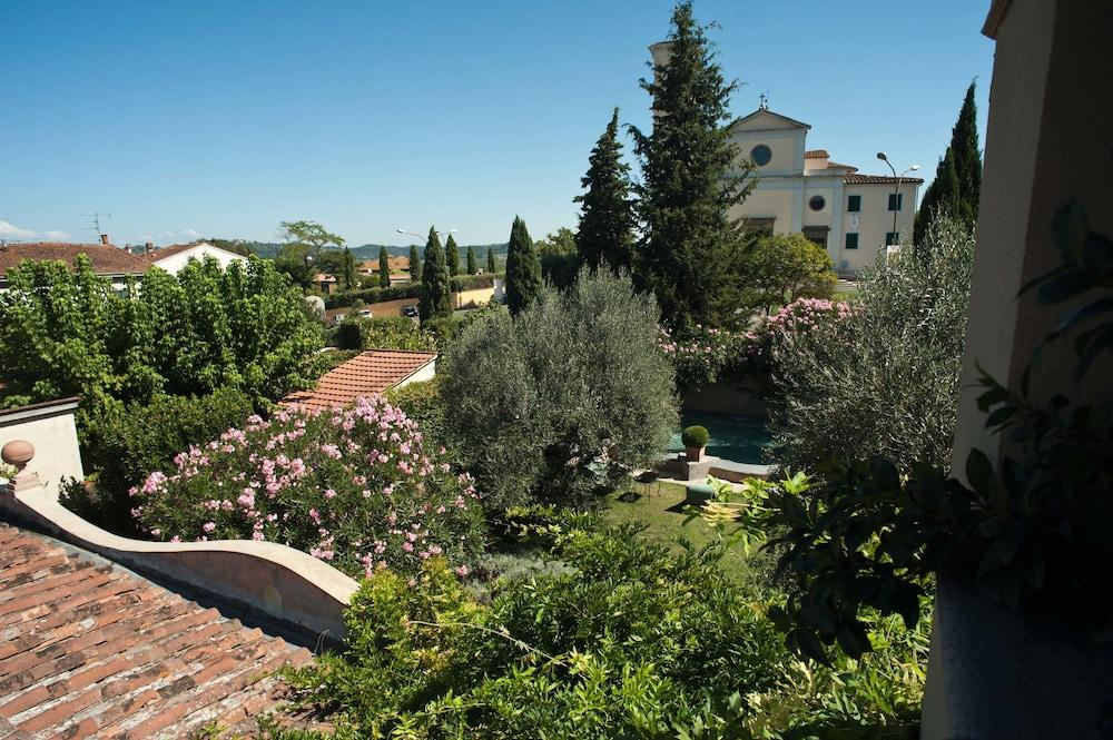 Asilo Masi Property Grounds