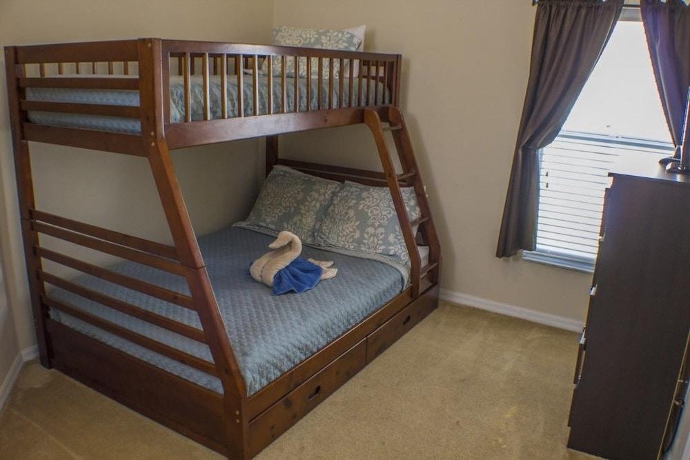 آي بي 60252 - جلينبروك ريزورت - 4 بد رومز 3.5 باث رومز فيلا غرفة