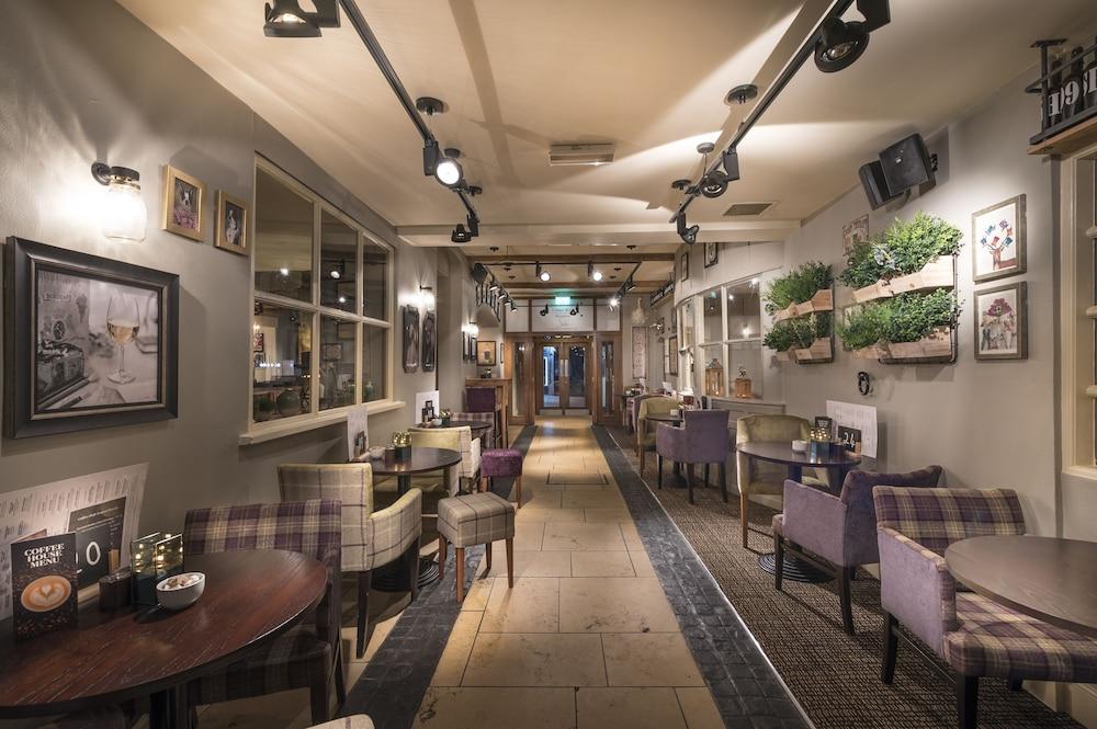 ذا سوان هوتل، ستافورد، ستافوردشير داخلي